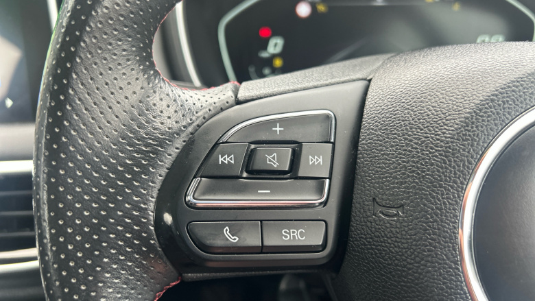 MG Hs 1.5 T-GDI Exclusive 5dr Petrol Hatchback